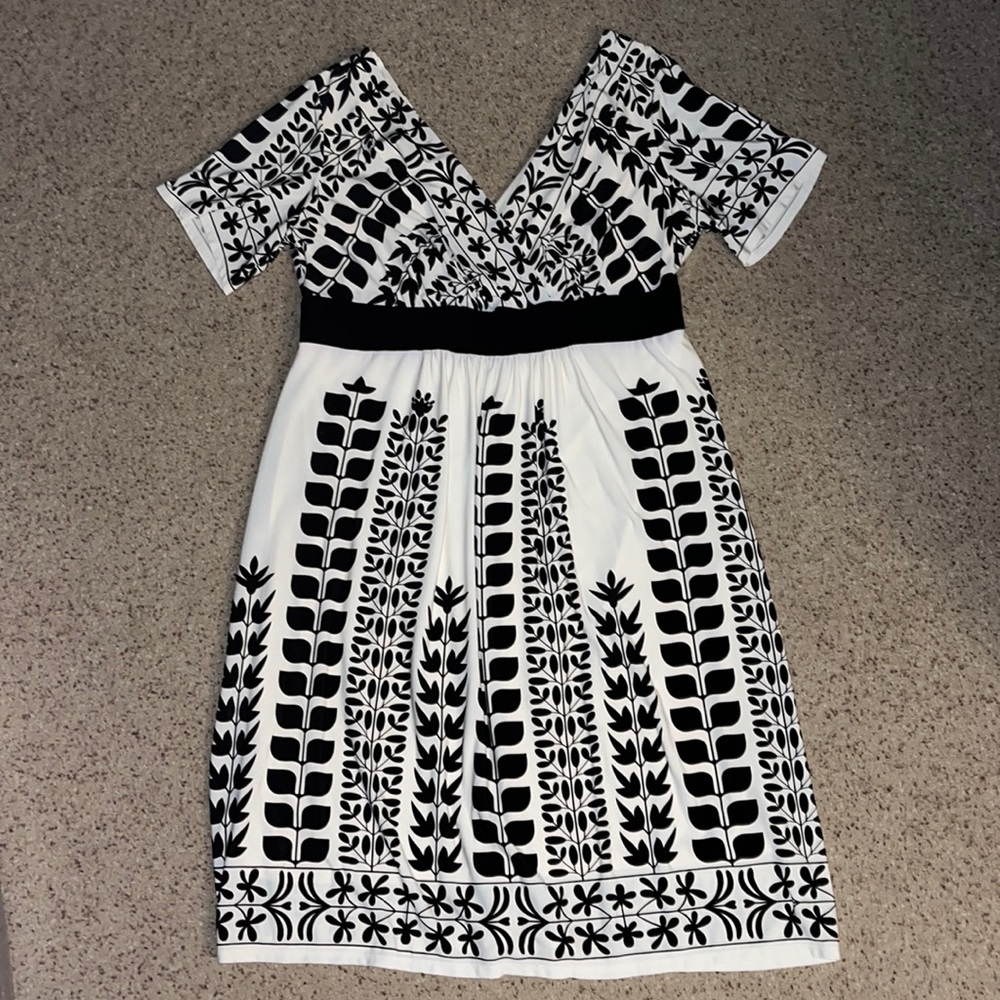 Dress Barn cream & black pattern Dress